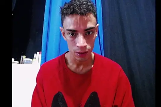 Snapshot of thomson_maxxi chatting on February 14, 3:36 am thomson maxxi online show from February 14, 3:36 am