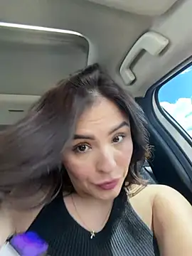 SofiaGomez444 online show from May 5, 7:11 pm