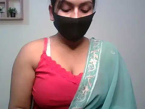 Snapshot of Sima_Roy95 chatting on January 12, 5:07 pm Sima Roy95 online show from January 12, 5:07 pm