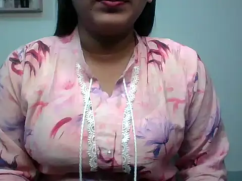 Snapshot of Sima_Roy95 chatting on January 15, 4:33 pm Sima Roy95 online show from January 15, 4:33 pm