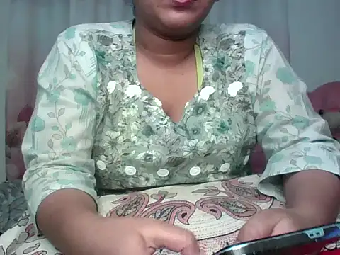 Sima Roy95 online show from May 9, 6:46 pm