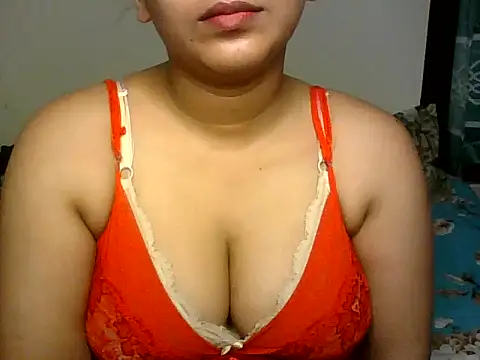 Sima Roy95 online show from May 17, 9:00 pm