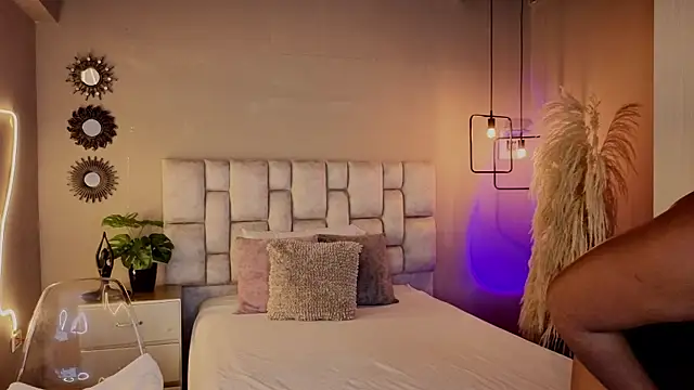  liiss online show from February 17, 11:07 am