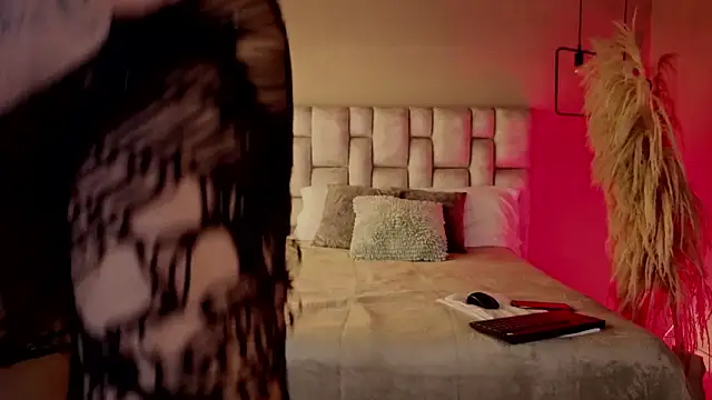  liiss online show from March 27, 10:48 am