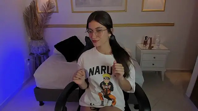 Snapshot of scarlett_rosse_x chatting on March 6, 2:30 am scarlett rosse x online show from March 6, 2:30 am