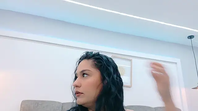 AlmaRose  online show from March 13, 12:23 pm