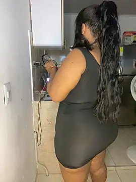 NataliaMillers online show from May 16, 7:27 am
