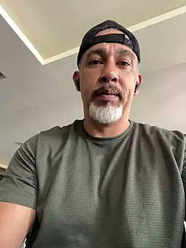 fabbronxer online show from May 9, 2:55 pm