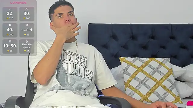 Marcus Moreno online show from January 17, 9:51 pm