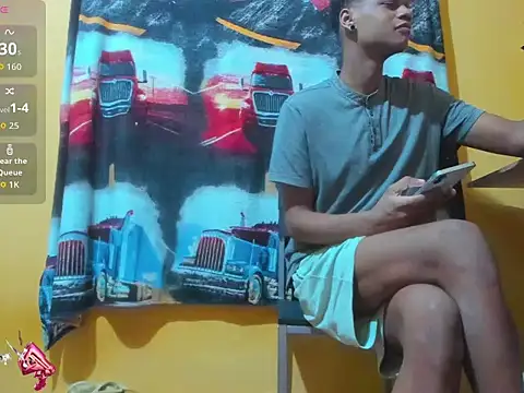 aunstin mohamme online show from February 11, 8:25 pm