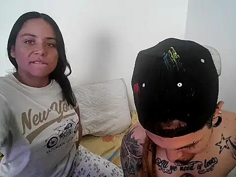 steffandjoshh420 online show from March 26, 2:44 pm