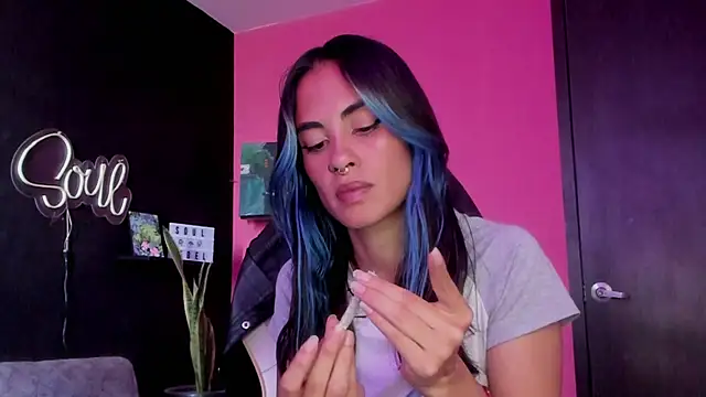 azula lillet online show from March 24, 8:47 pm