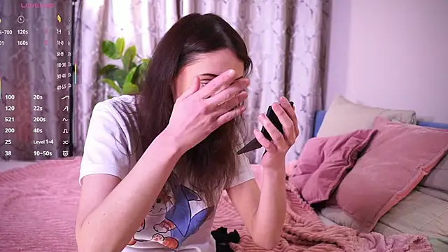 Snapshot of Ruby_blossom_ chatting on February 6, 8:56 pm Ruby blossom online show from February 6, 8:56 pm