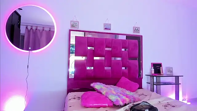 nova beaumonth online show from February 11, 10:37 pm