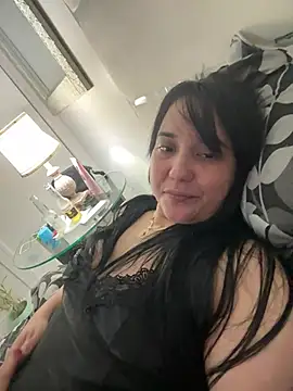 Snapshot of FatyMalefica chatting on February 19, 4:19 am FatyMalefica online show from February 19, 4:19 am