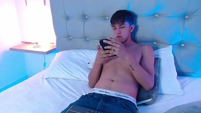 johnny blake  online show from January 13, 6:46 pm