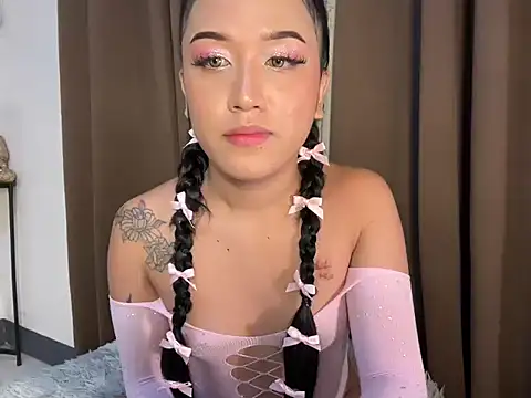 savanna pleasure online show from March 5, 8:38 pm