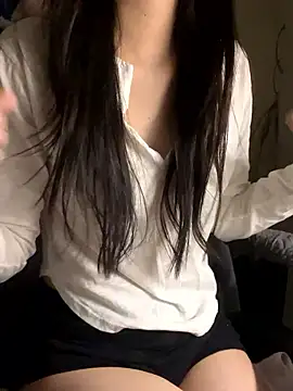 Snapshot of Jennybae23 chatting on January 7, 2:52 pm Jennybae23 online show from January 7, 2:52 pm