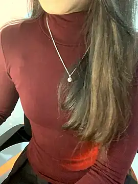 Snapshot of Jennybae23 chatting on January 13, 5:40 pm Jennybae23 online show from January 13, 5:40 pm