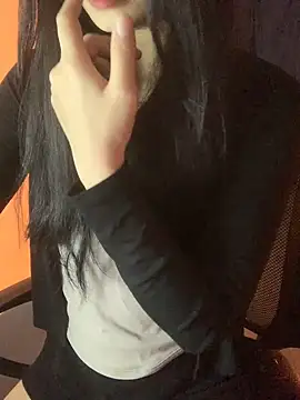 Snapshot of Jennybae23 chatting on February 10, 6:12 pm Jennybae23 online show from February 10, 6:12 pm