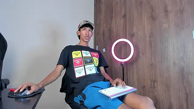 neitan miller  online show from February 14, 3:09 pm