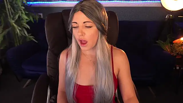 Dafni Monn online show from November 8, 6:24 am