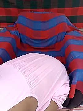 babyslbany online show from May 4, 8:54 am