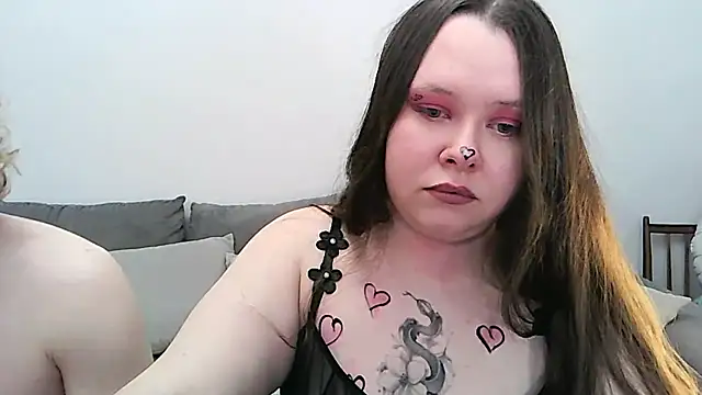 Snapshot of TommyandJanet chatting on February 4, 3:07 pm TommyandJanet online show from February 4, 3:07 pm