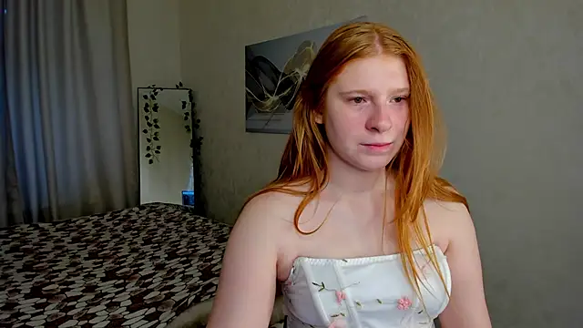Snapshot of Sally_Ange1 chatting on April 27, 12:52 am Sally Ange1 online show from April 27, 12:52 am