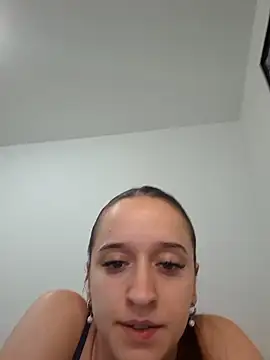 MMcouple200 online show from May 5, 6:49 pm