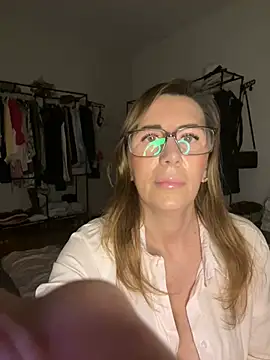 NaughtyMilla online show from February 9, 2:43 pm