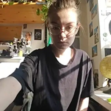 Snapshot of Shy_Bamby chatting on March 14, 9:15 am Shy Bamby online show from March 14, 9:15 am