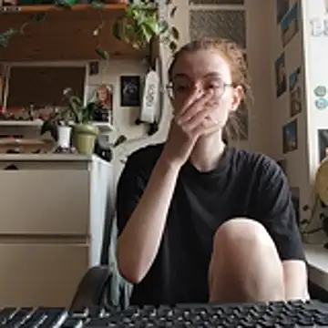 Snapshot of Shy_Bamby chatting on April 29, 3:49 pm Shy Bamby online show from April 29, 3:49 pm