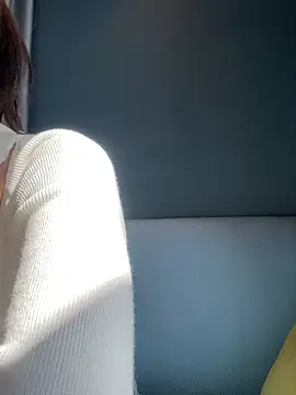 Snapshot of mi-ki1314 chatting on February 20, 4:42 am mi-ki1314 online show from February 20, 4:42 am