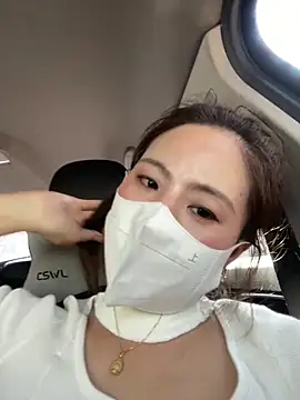 Snapshot of mi-ki1314 chatting on February 20, 6:26 am mi-ki1314 online show from February 20, 6:26 am