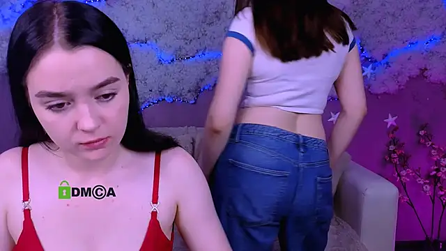 Snapshot of monica_xcx chatting on June 13, 7:12 pm monica xcx online show from June 13, 7:12 pm