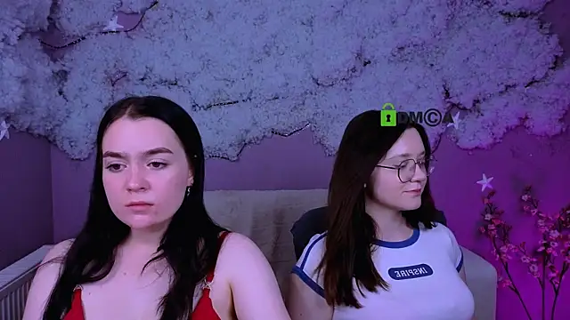 Snapshot of monica_xcx chatting on June 14, 2:24 am monica xcx online show from June 14, 2:24 am