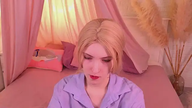 Snapshot of Yayaa_Love chatting on March 29, 6:24 am Yayaa Love online show from March 29, 6:24 am