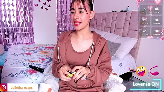 Julietha-evans online show from March 8, 7:28 pm