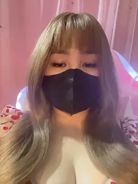 -Violet-t online show from April 2, 4:04 pm