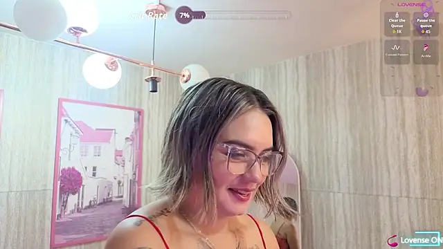 Snapshot of zarcasutra_t chatting on April 10, 12:54 pm zarcasutra t online show from April 10, 12:54 pm