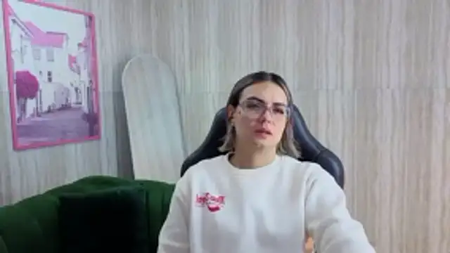 Snapshot of zarcasutra_t chatting on May 1, 12:43 pm zarcasutra t online show from May 1, 12:43 pm