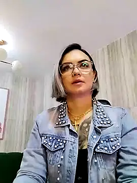Snapshot of zarcasutra_t chatting on May 13, 12:57 pm zarcasutra t online show from May 13, 12:57 pm
