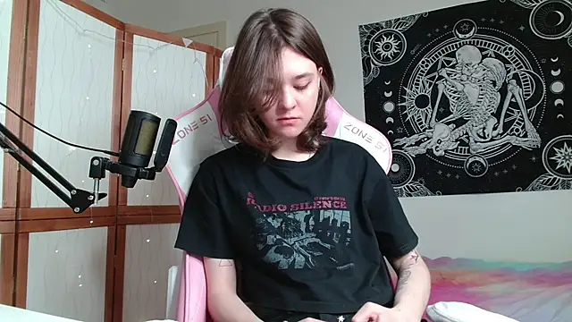 Mysterious Toy online show from March 31, 3:45 pm