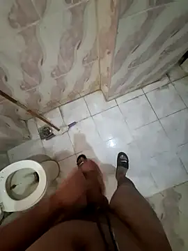 Snapshot of kingEgyptianRr chatting on February 11, 9:03 am kingEgyptianRr online show from February 11, 9:03 am