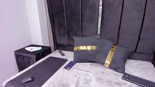 GraceAlexa12 online show from March 28, 3:22 pm