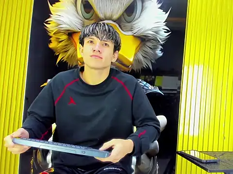 Snapshot of Sti_Sex_Boy chatting on January 15, 11:30 pm Sti Sex Boy online show from January 15, 11:30 pm