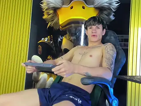 Snapshot of Sti_Sex_Boy chatting on January 16, 7:29 pm Sti Sex Boy online show from January 16, 7:29 pm