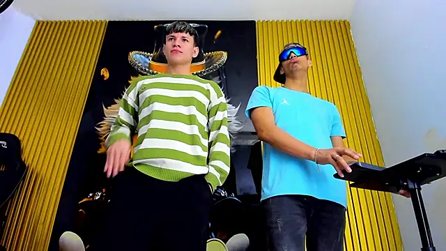 Snapshot of Sti_Sex_Boy chatting on February 7, 4:49 am Sti Sex Boy online show from February 7, 4:49 am