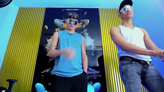 Snapshot of Sti_Sex_Boy chatting on February 8, 12:41 pm Sti Sex Boy online show from February 8, 12:41 pm